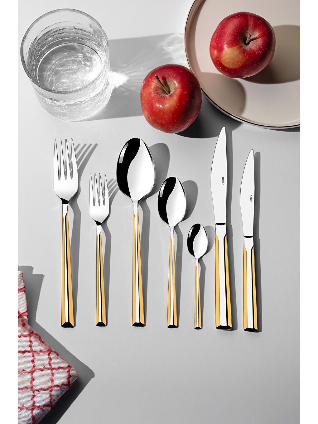 Sarı Milano Altın Sade 12 Kişilik 89 Parça Kutulu Çatal Kaşık Bıçak Takımı