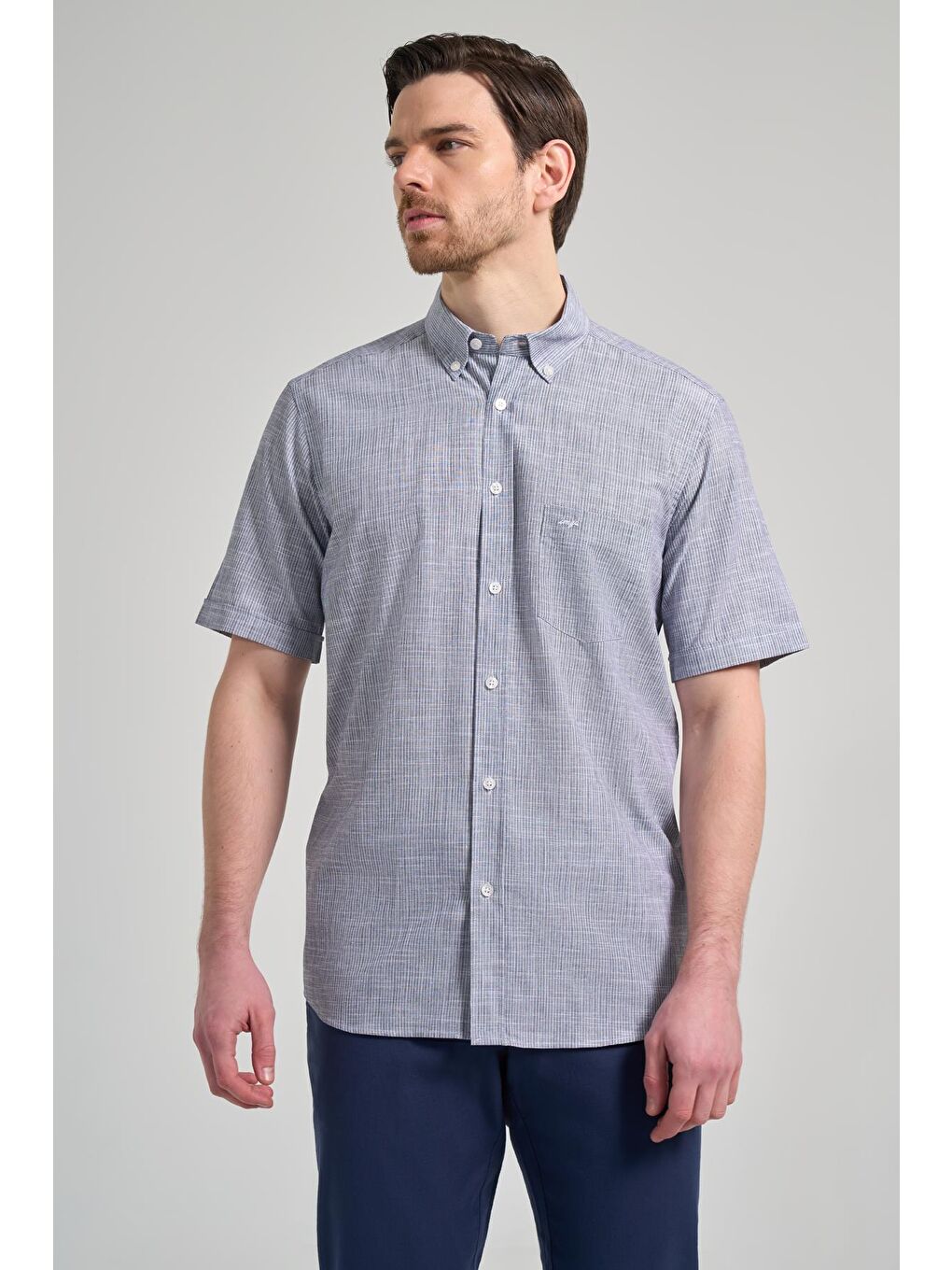 Lacivert Kısa Kol Çizgili Desen Düğmeli Yaka Cepli Classic Comfort Fit Gömlek 1004250163-2