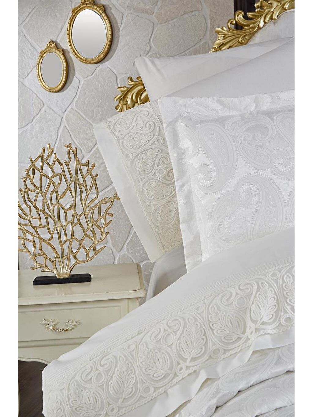 Ekru Şal 10 Parça Battaniyeli Çeyiz Seti Krem-3