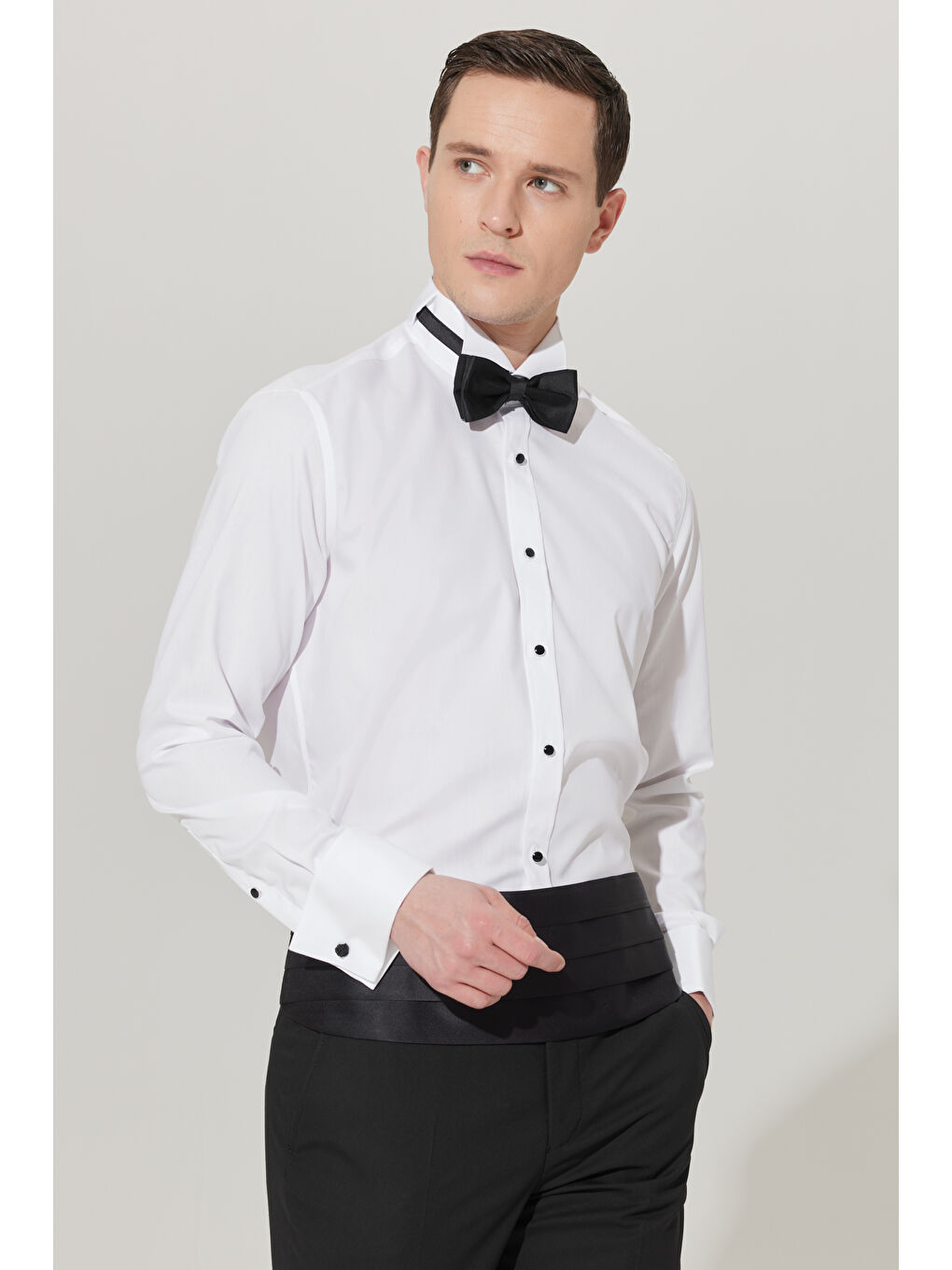 Erkek Beyaz Slim Fit Dar Kesim Ata Yaka Uzun Kollu Klasik Gömlek-1