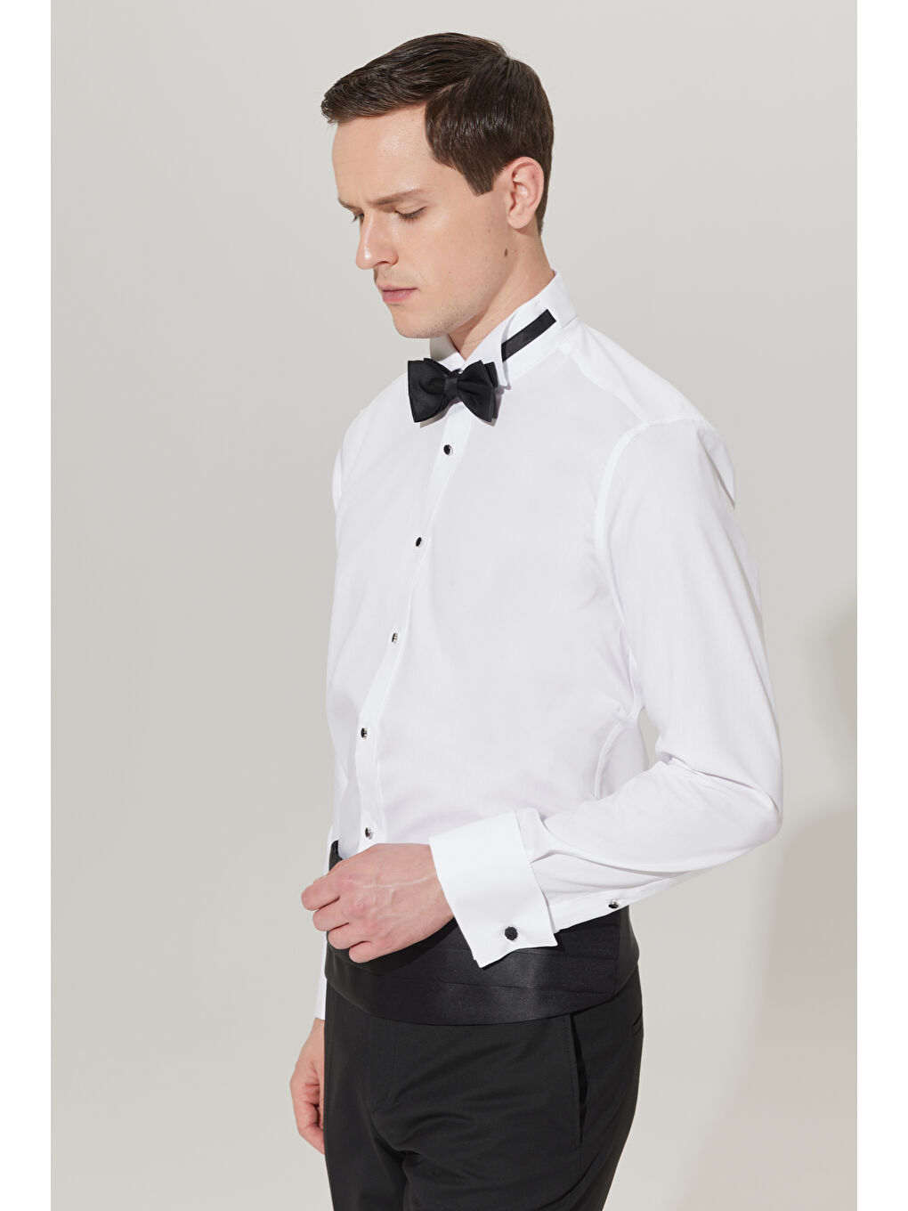 Erkek Beyaz Slim Fit Dar Kesim Ata Yaka Uzun Kollu Klasik Gömlek-2