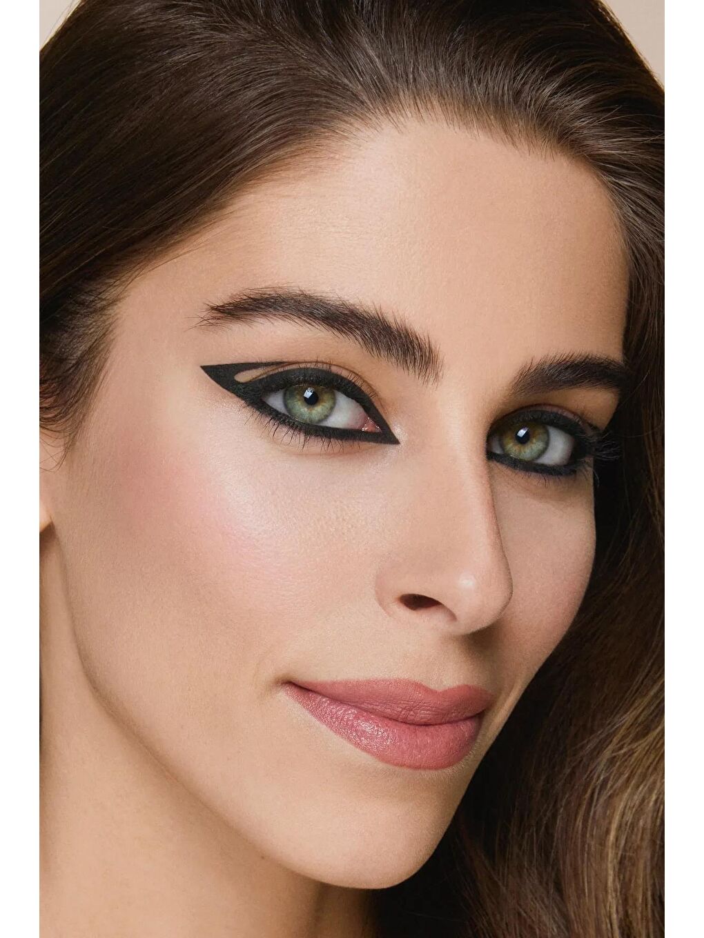 AVON Renksiz Follow Me Göz Kalemi Blackest Black ve Lash Genius Maskara Hediye Paketi - 2