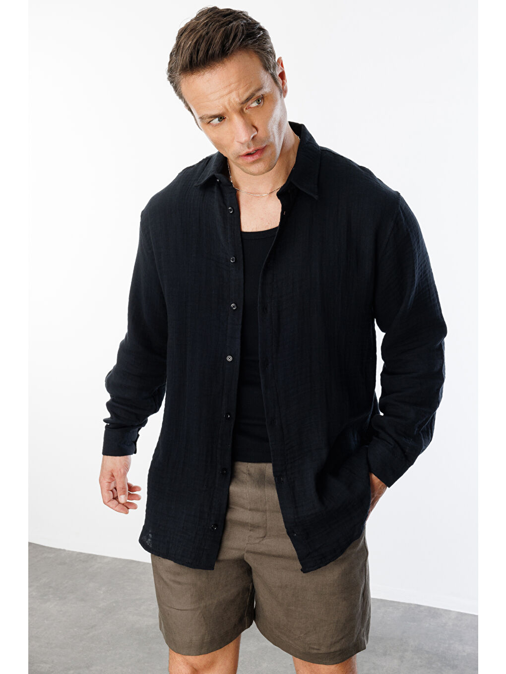 Siyah Oversize Basic Erkek Müslin Gömlek ERKEK-MÜSLİN-GÖMLEK