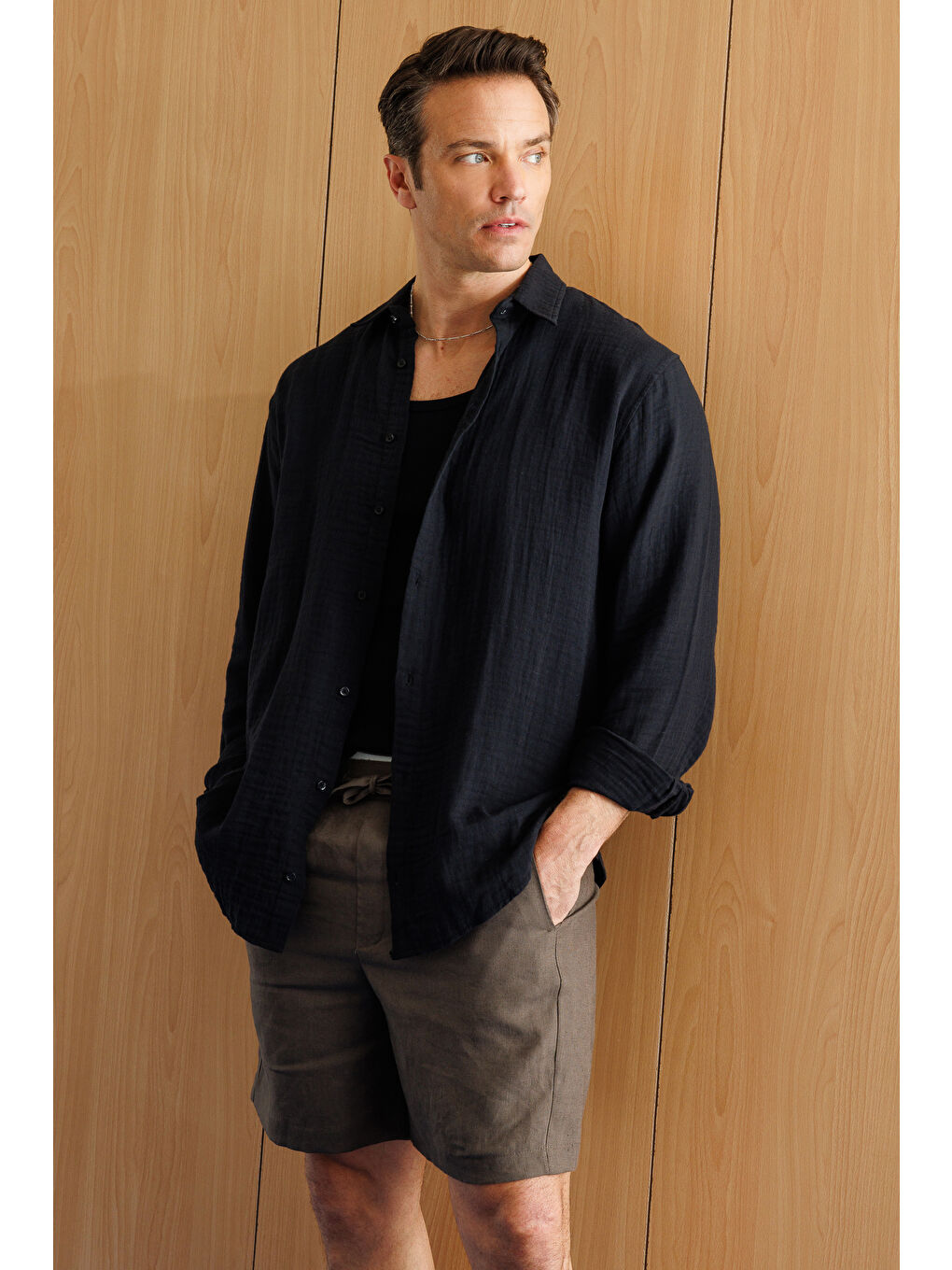 Siyah Oversize Basic Erkek Müslin Gömlek ERKEK-MÜSLİN-GÖMLEK-5