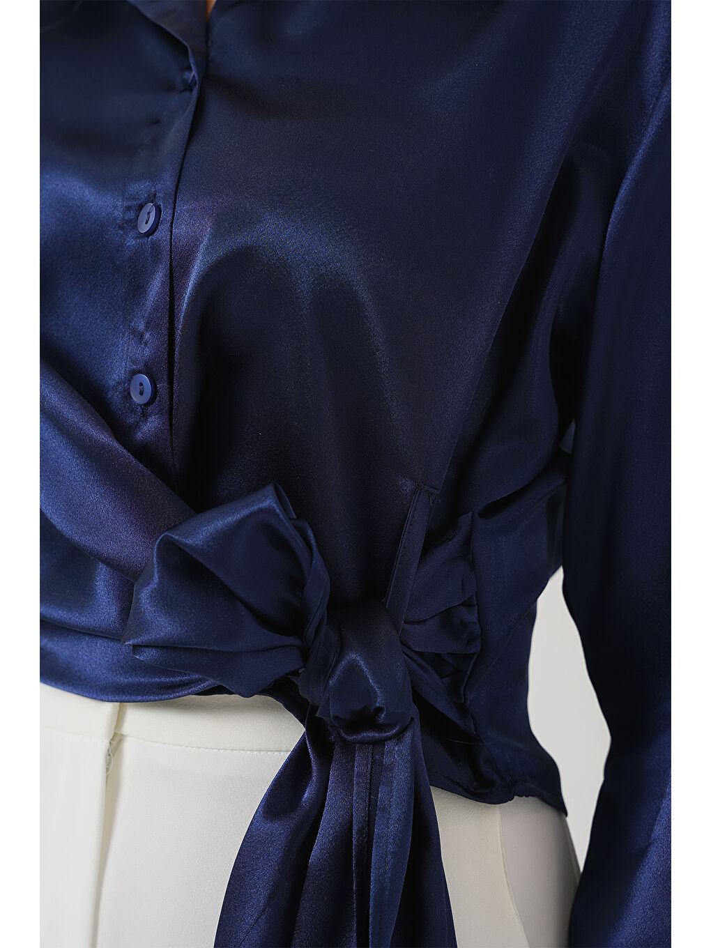Kadın Bağlamalı Uzun Kol Saten Gömlek 20287 - Lacivert-4