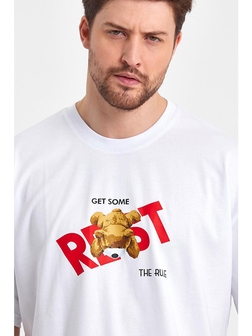 Beyaz Oversize Fit Bisiklet Yaka %100 Pamuk Ayıcık Baskılı Erkek Tişört RF0407-2