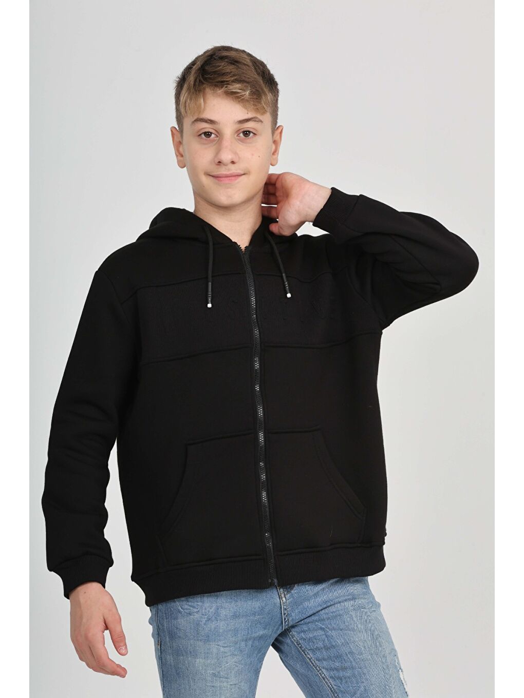 Siyah Erkek Çocuk Imposıtıve Baskılı Hırka-2