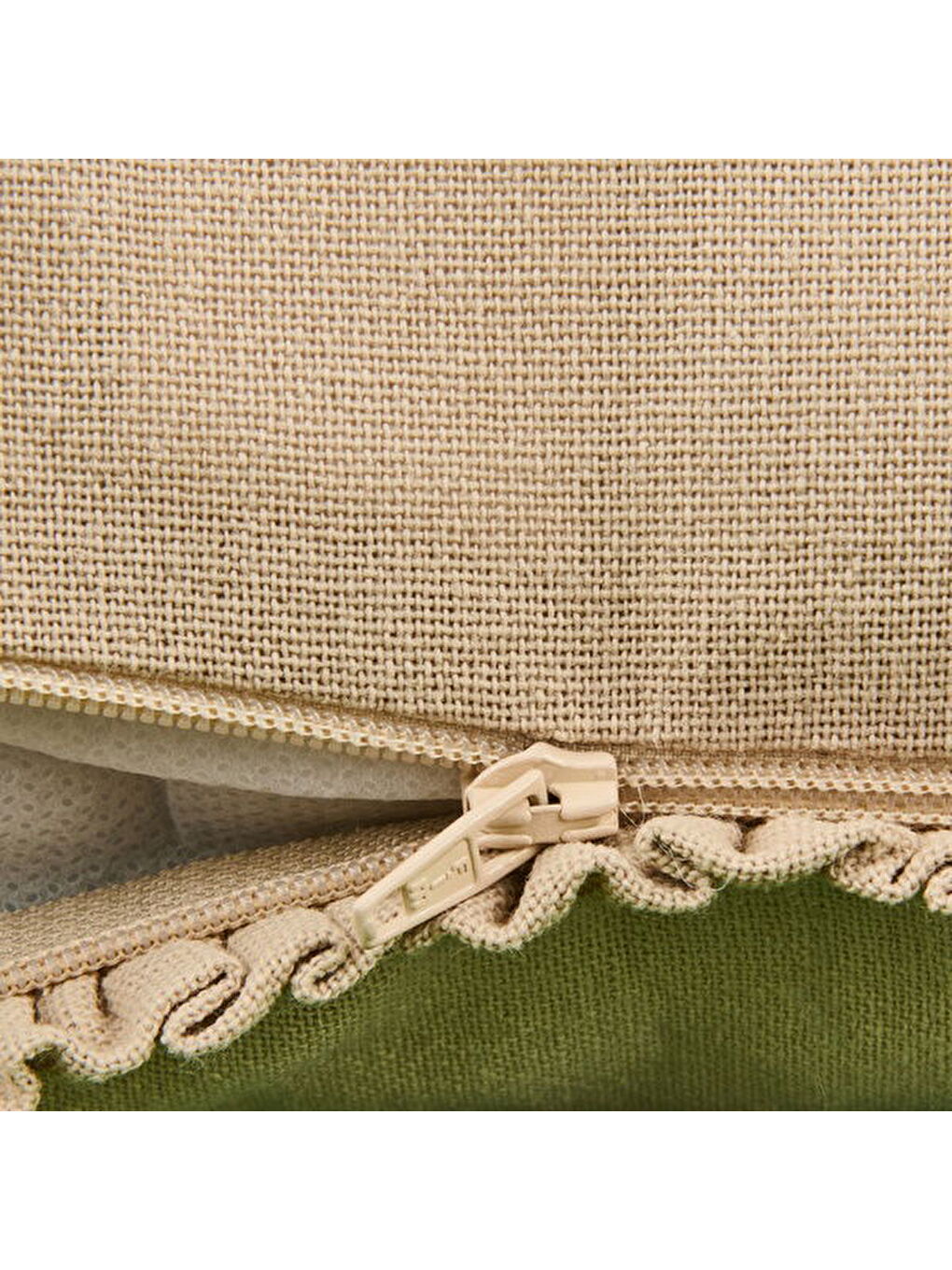 Soft Boho Fırfır Detaylı Kırlent - Bej - 40x40 cm-2