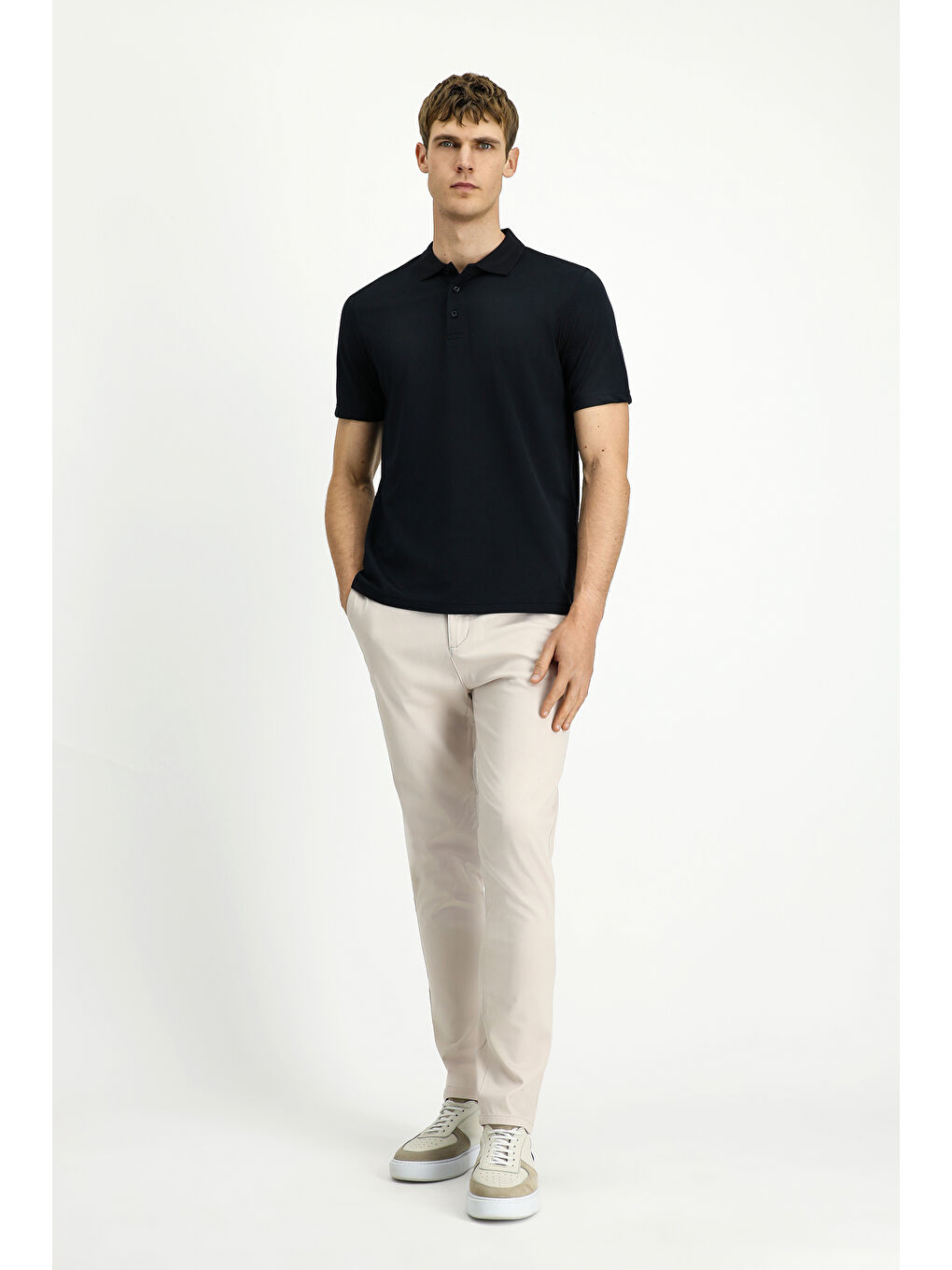 Siyah Polo Yaka Regular Fit Nakışlı Pamuklu Büyük Beden Tişört-1