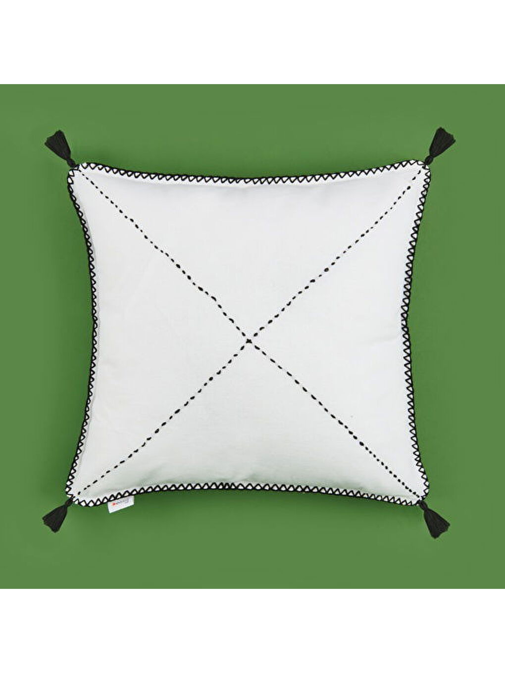 Soft Ethnic Püskül Detaylı Kırlent - Beyaz - 40x40 cm-1