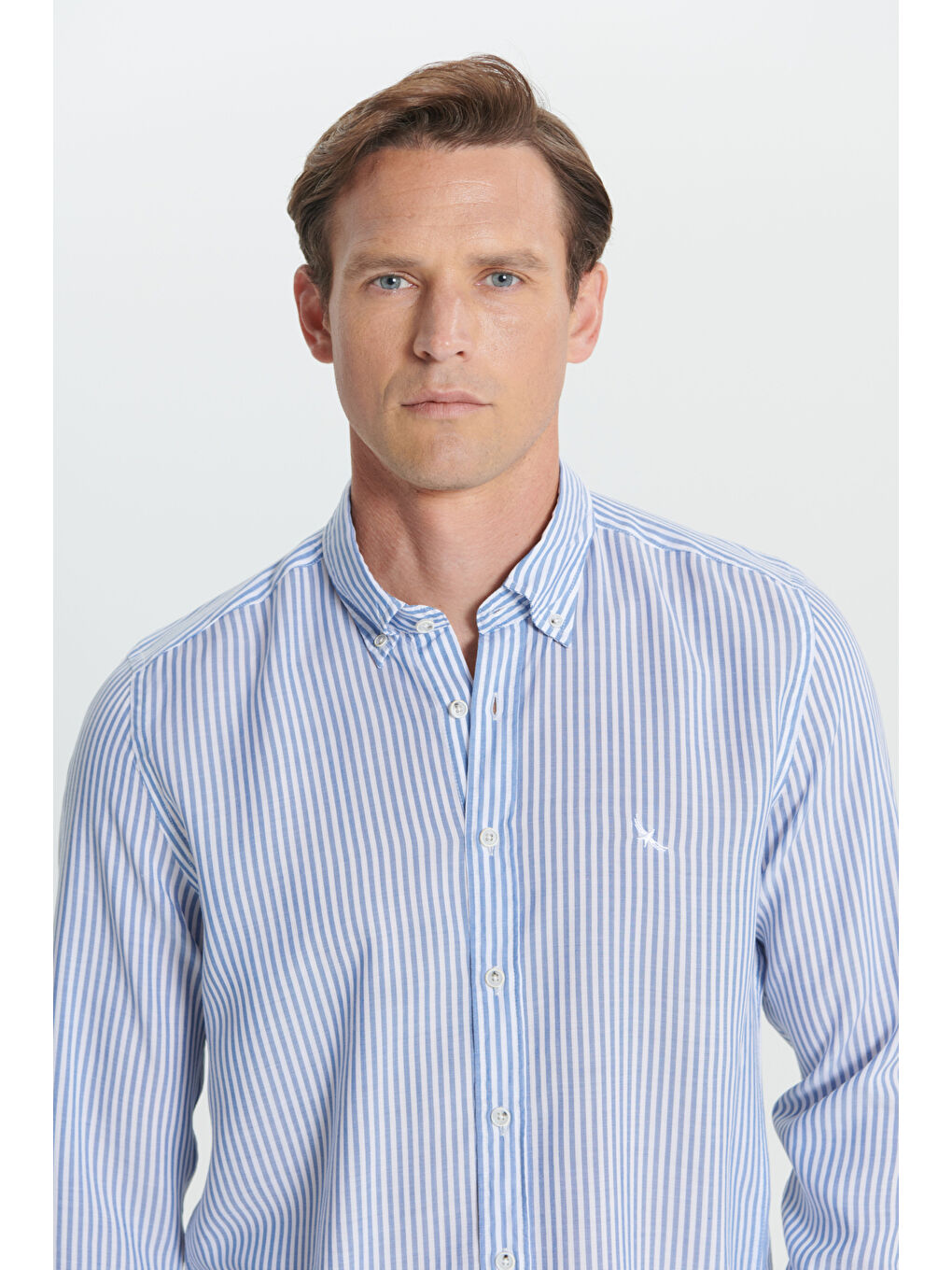 Erkek Lacivert-Beyaz Slim Fit Dar Kesim Düğmeli Yaka %100 Pamuk Çizgili Gömlek-4