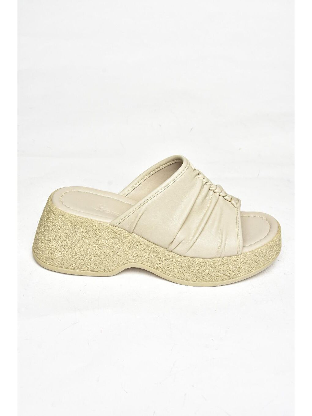 S9964430 Bej Kadın Terlik-4