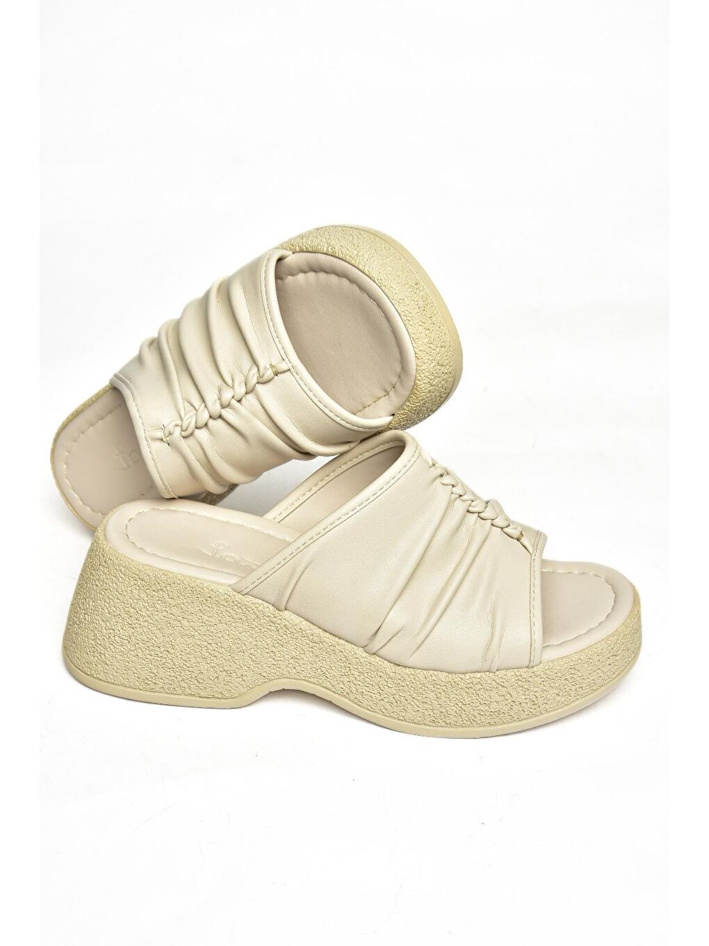 S9964430 Bej Kadın Terlik-6