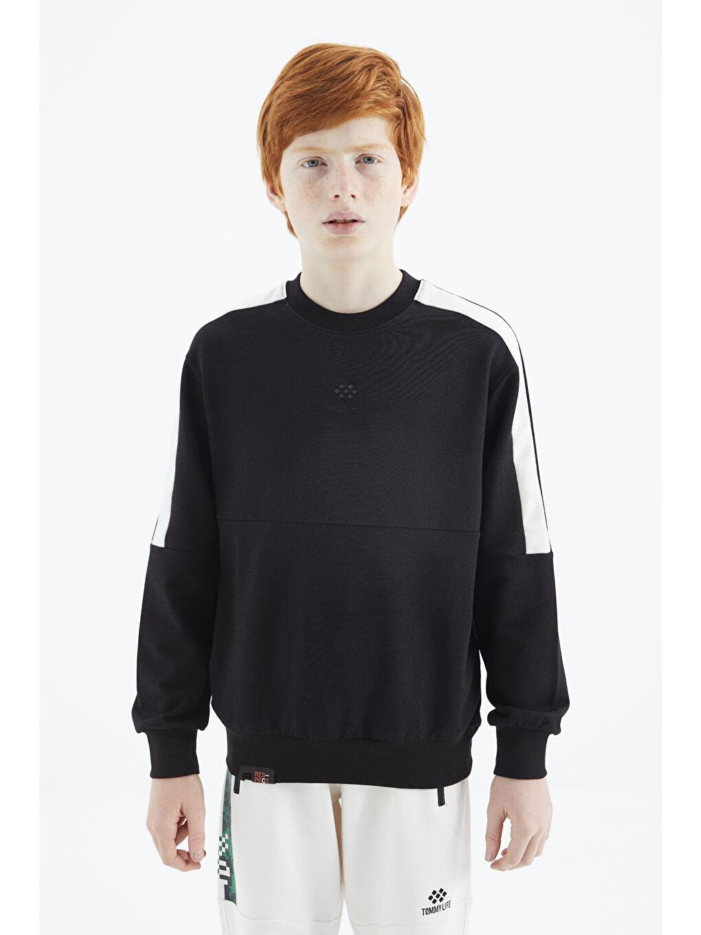 TOMMYLIFE Siyah Basic O Yaka Erkek Çocuk Sweatshirt - 11182 - 4