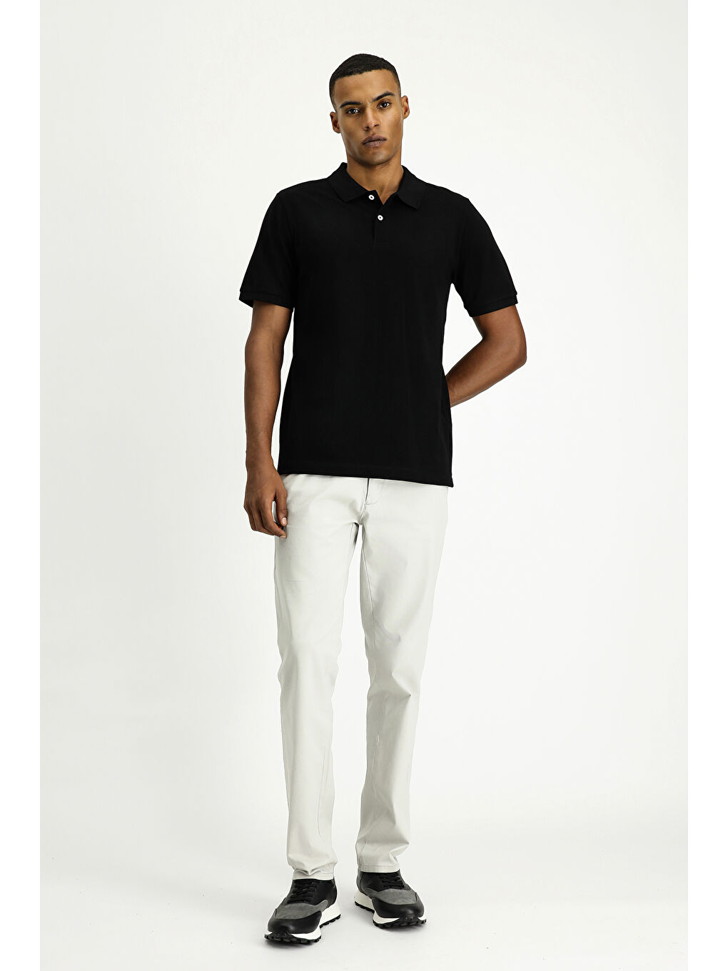 Siyah Polo Yaka Regular Fit Nakışlı Pamuk %100 Pamuk Tişört