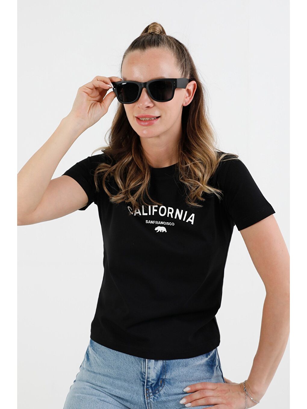 Siyah Parlak Çerçeveli Güneş Gözlüğü-2