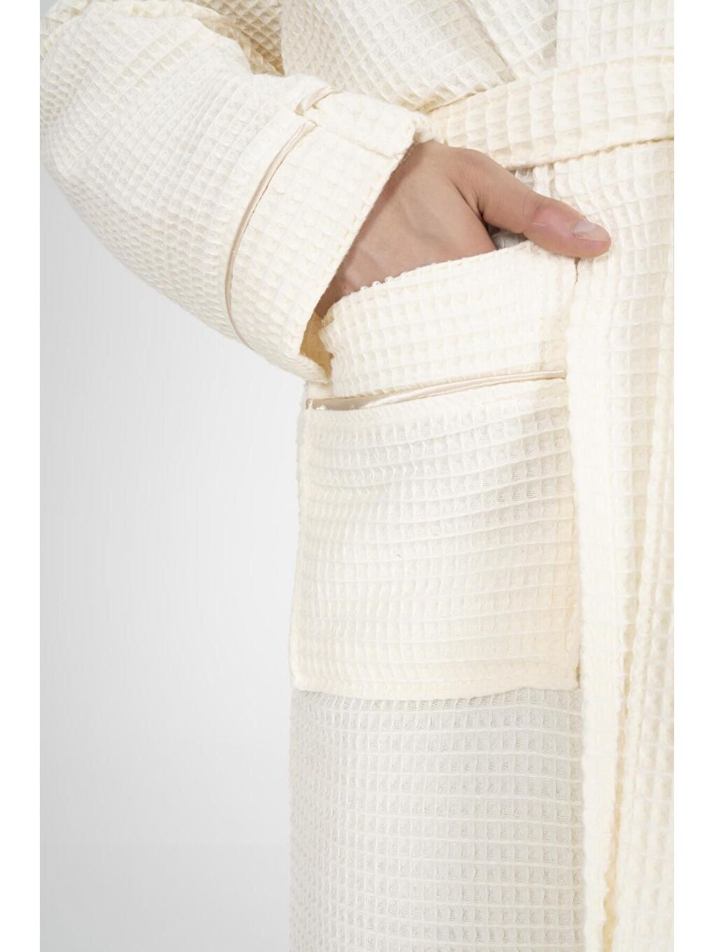 Ekru Kaos Serisi Şal Yaka Pike Bornoz Sabahlık Krem-1