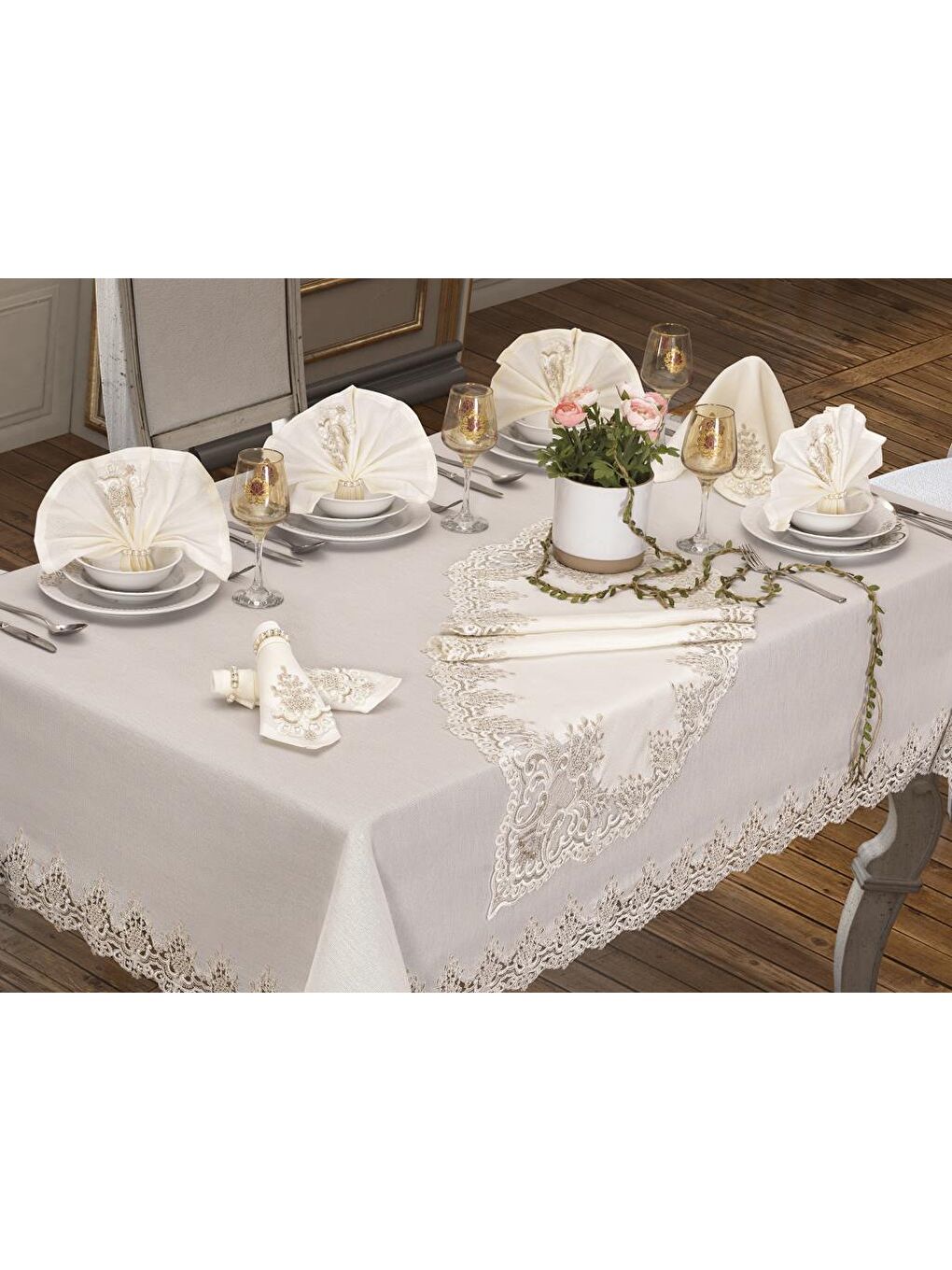 Ekru Sümbül Masa Örtüsü 160x260 Cm 26 Parça Krem-1