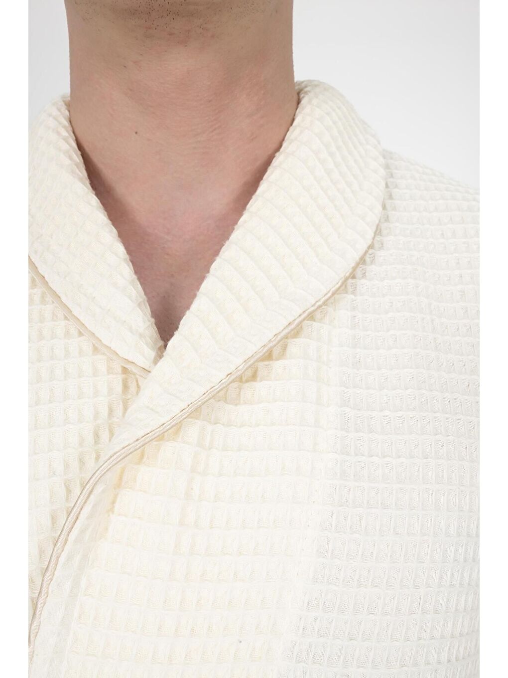 Ekru Kaos Serisi Şal Yaka Pike Bornoz Sabahlık Krem-3