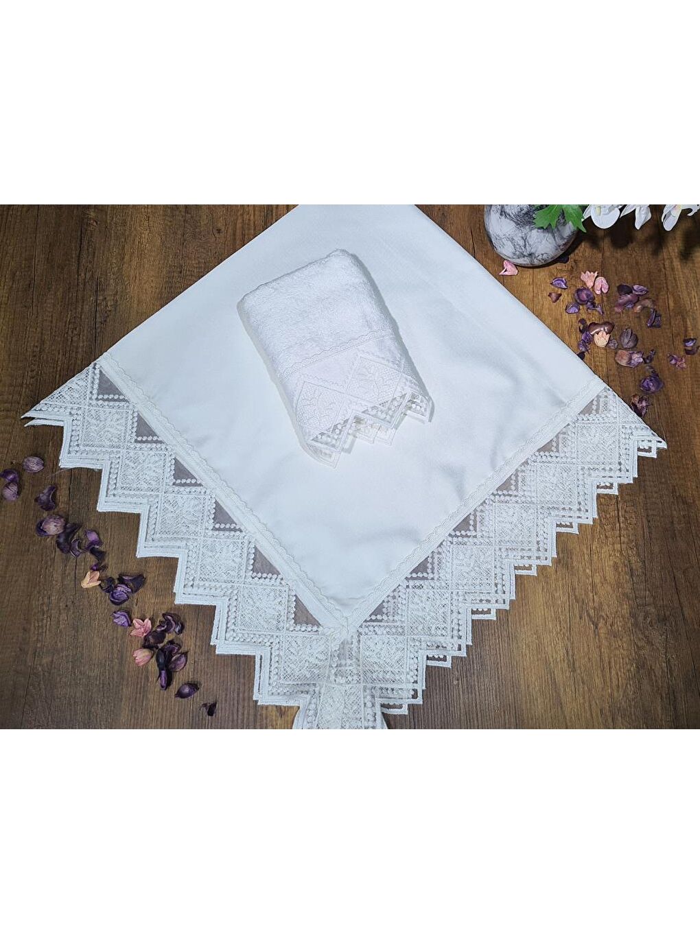 Ekru Fransız Güpürlü Dantelle Havlu Bohça 2li Set Krem