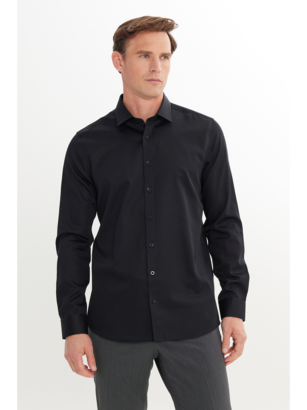 Erkek Siyah Slim Fit Dar Kesim Klasik Yaka %100 Pamuk Ütü Gerektirmeyen Non-Iron Gömlek-2