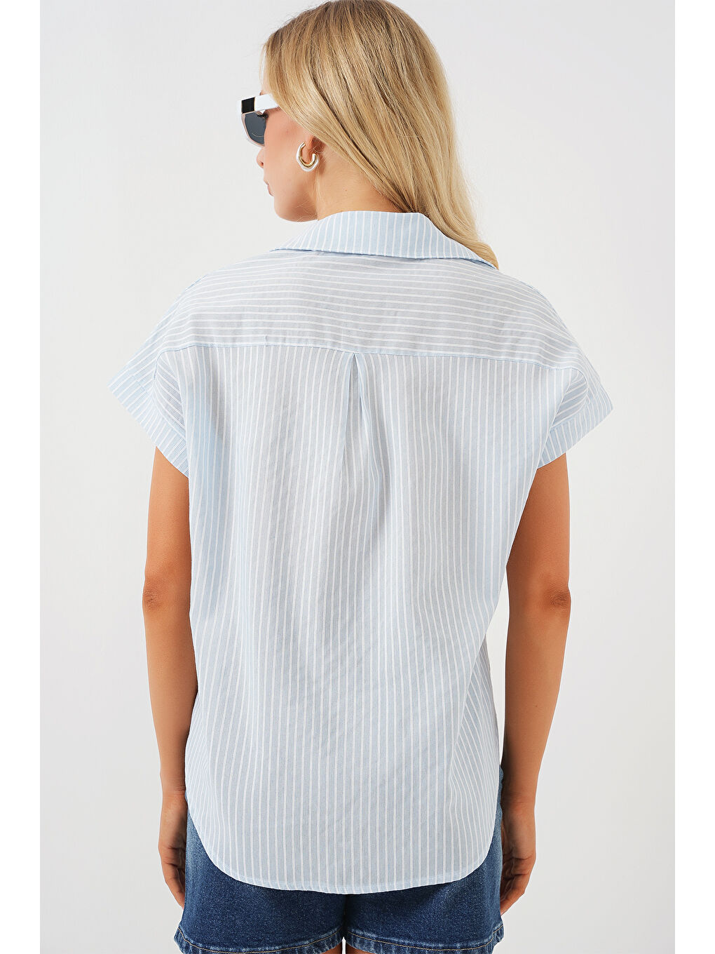 Kadın Çizgili Kısa Kol Gömlek 20324 - Açık Mavi-5