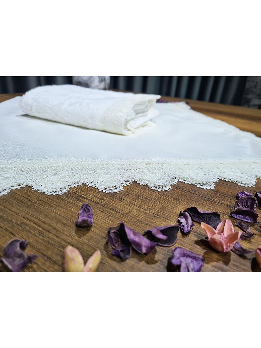 Ekru Fransız Güpürlü Işıltı Havlu Bohça 2li Set Krem-3