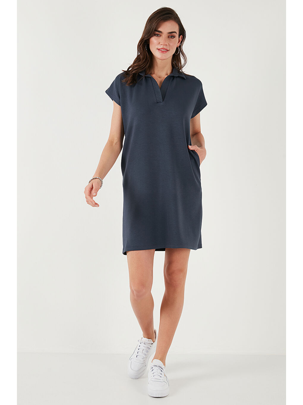 Gri Regular Fit Polo Yaka Mini Elbise 5866153-3