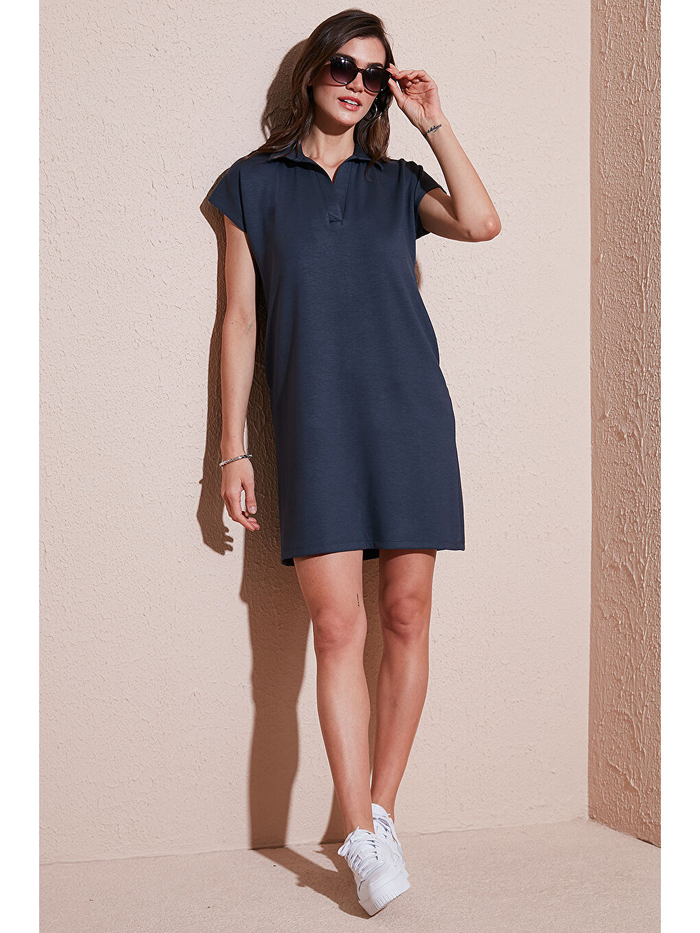 Gri Regular Fit Polo Yaka Mini Elbise 5866153-4