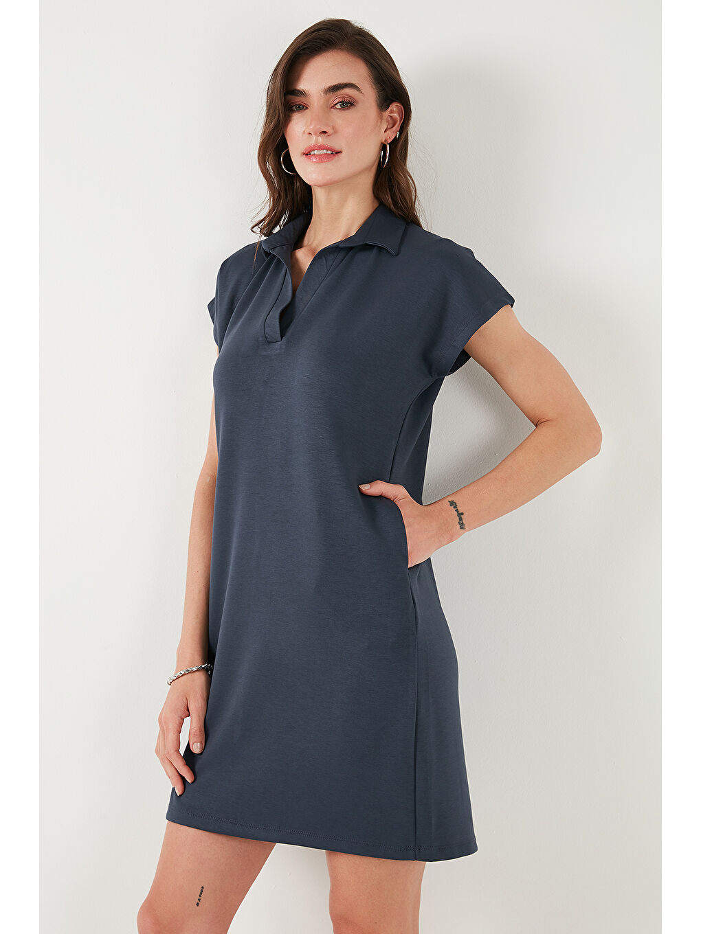 Gri Regular Fit Polo Yaka Mini Elbise 5866153-5