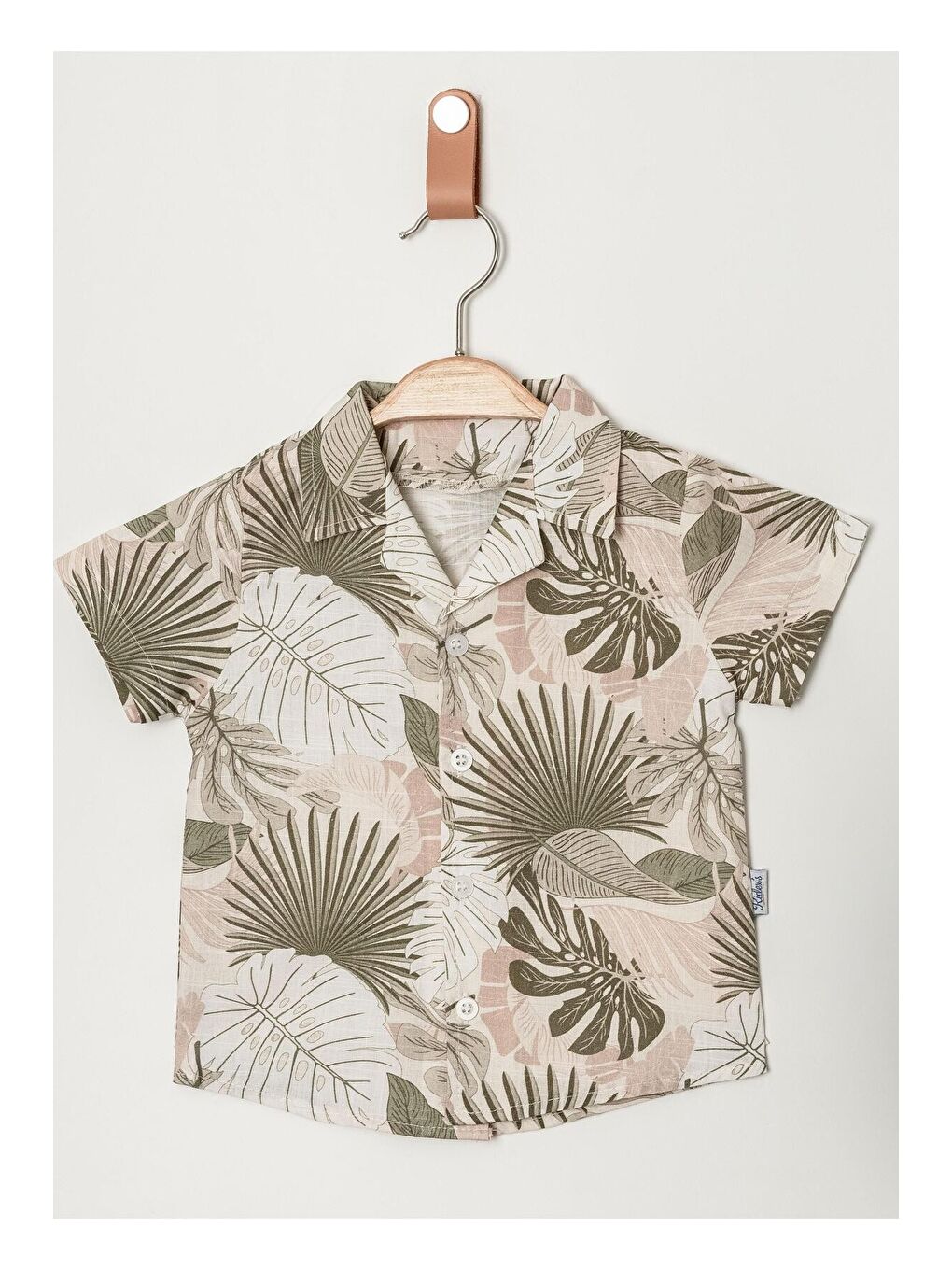 Kahverengi Tarz Yaprak Desenli Gömlek Belden Ayarlanabilir Slopetli Kısa Kollu Şortlu 2'li Takım Çocuk ve-4