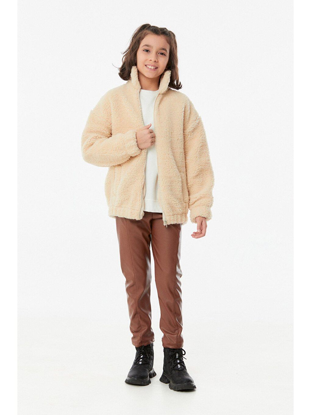 Bej Fermuarlı Kız Çocuk Peluş  Mont-3