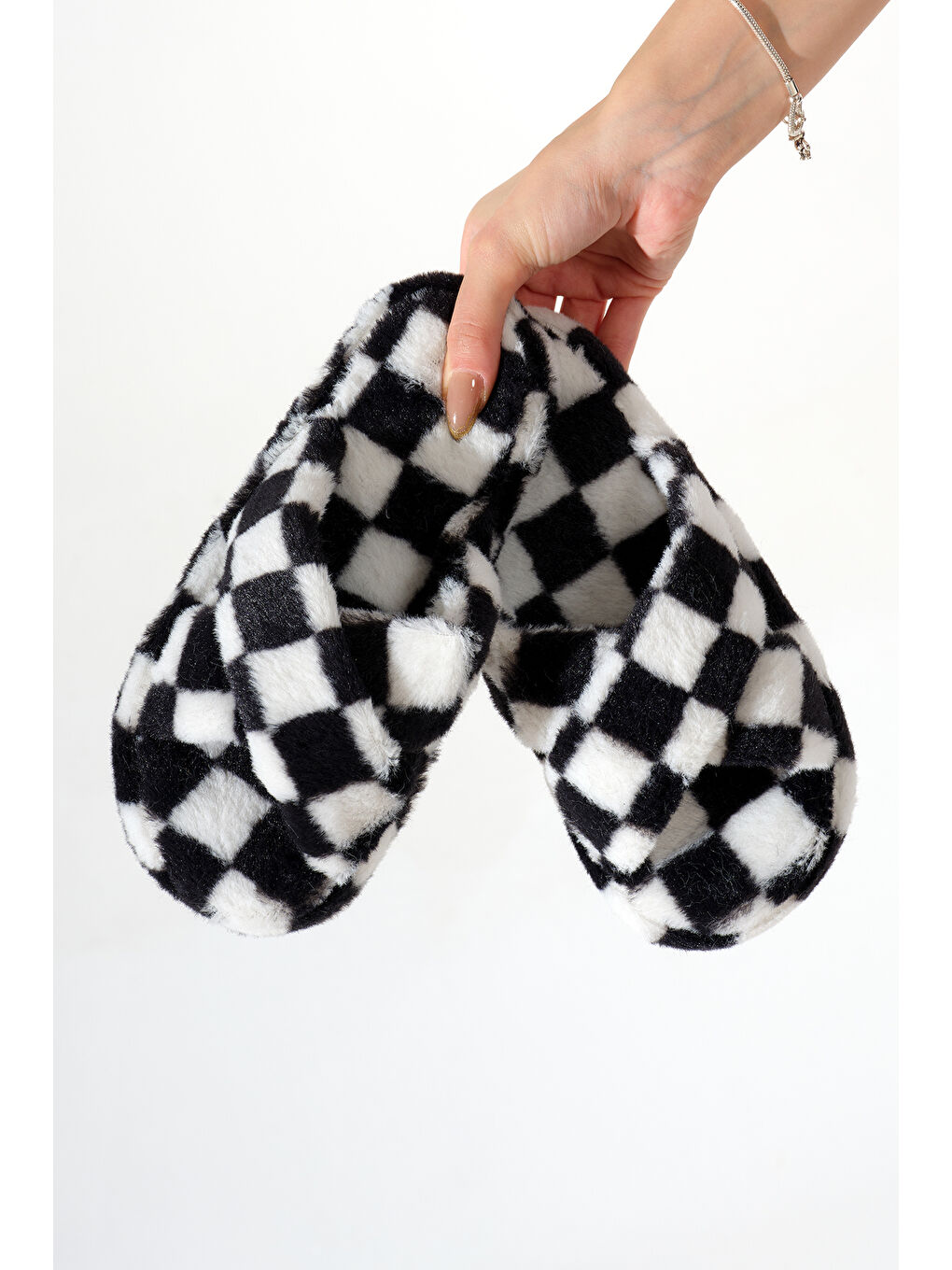 Kadın Siyah Kroko Desenli Çapraz Pelüş Ev Terliği-1