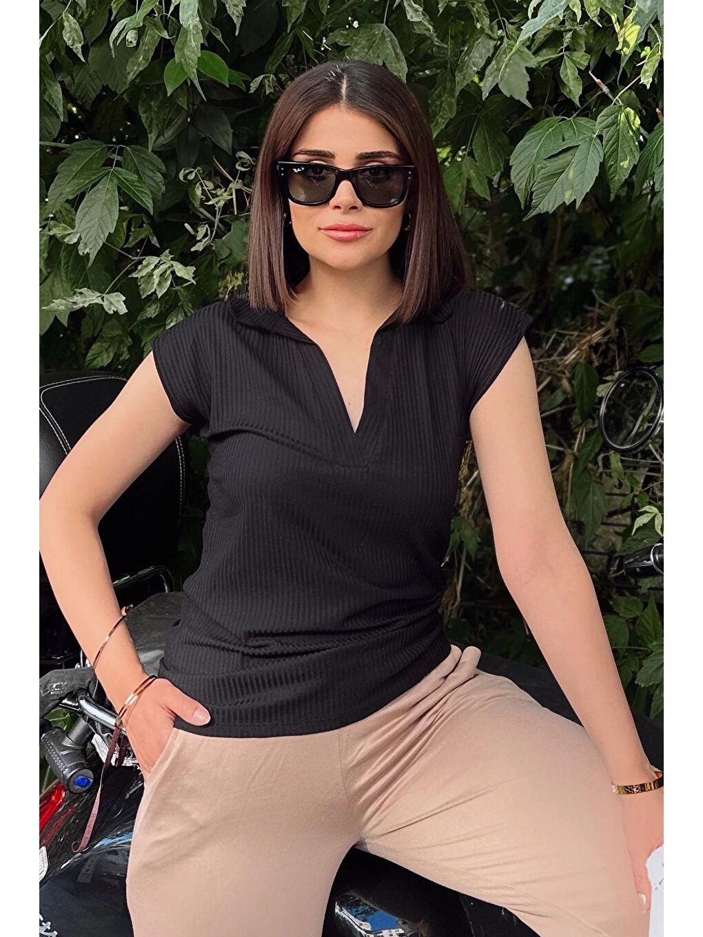 Siyah Polo Yaka Kaşkorse T-Shirt