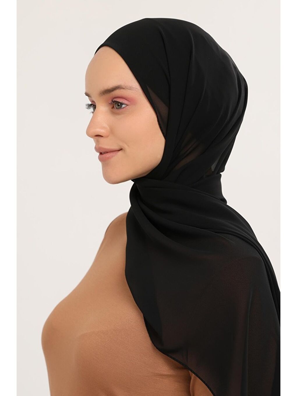 Siyah Hazır Pratik Lüks Geçmeli Lastikli Boneli Şifon Şal-3
