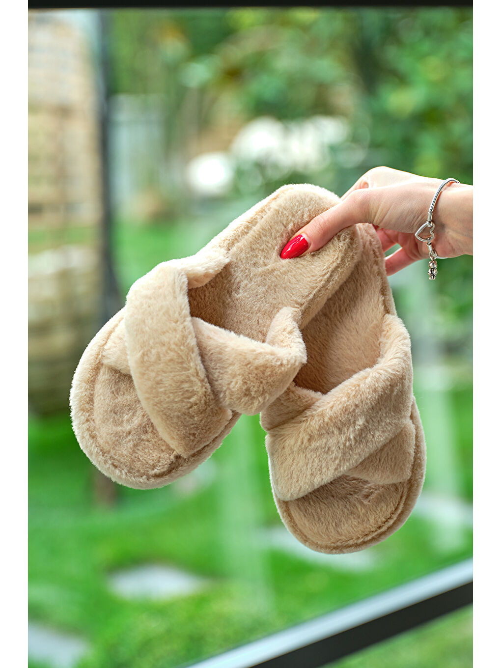 Ekru Kadın Krem Çapraz Pelüş Ev Terliği-2