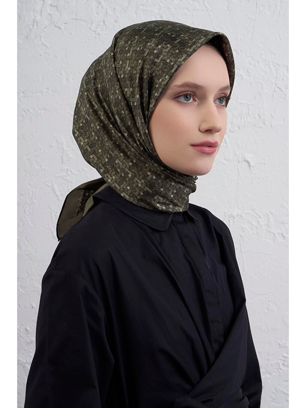 Haki Saf İpek Sura Eşarp 9405D 82-2