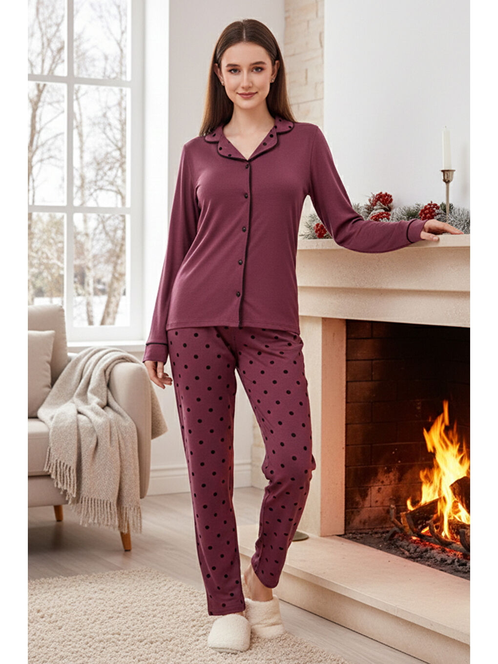 Kadın Desenli Önü Düğmeli Yumuşak Milan Kumaş Pijama Takımı 250364 Mürdüm01-1