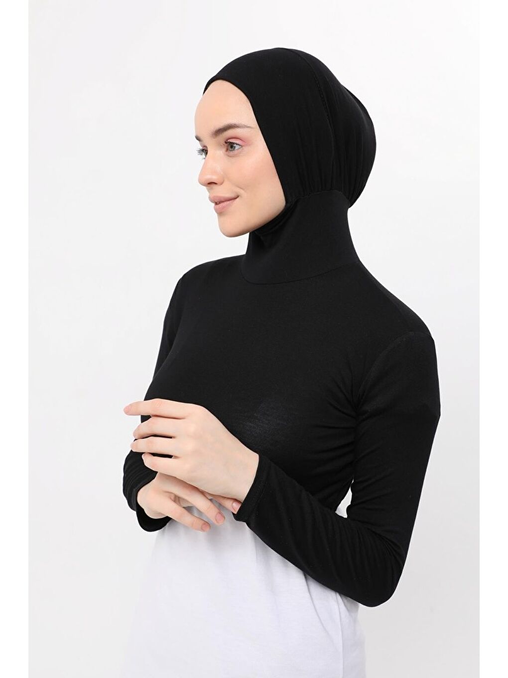 Siyah Uzun Kollu Boyunluklu Boneli Yarım Body-2