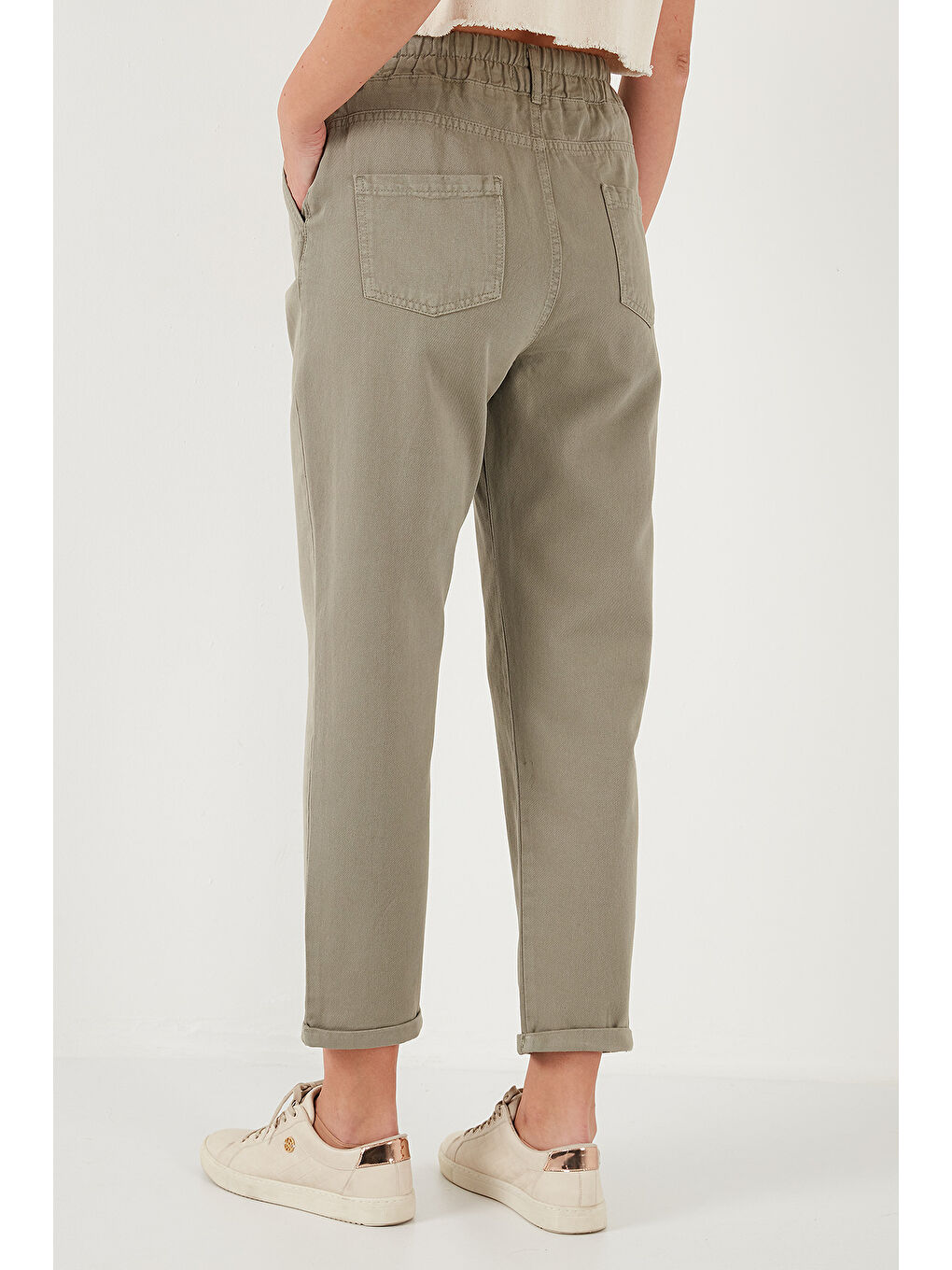 Haki Pamuklu Standart Fit Yüksel Bel Düz Paça Kadın Pantolon 668YP4924-5