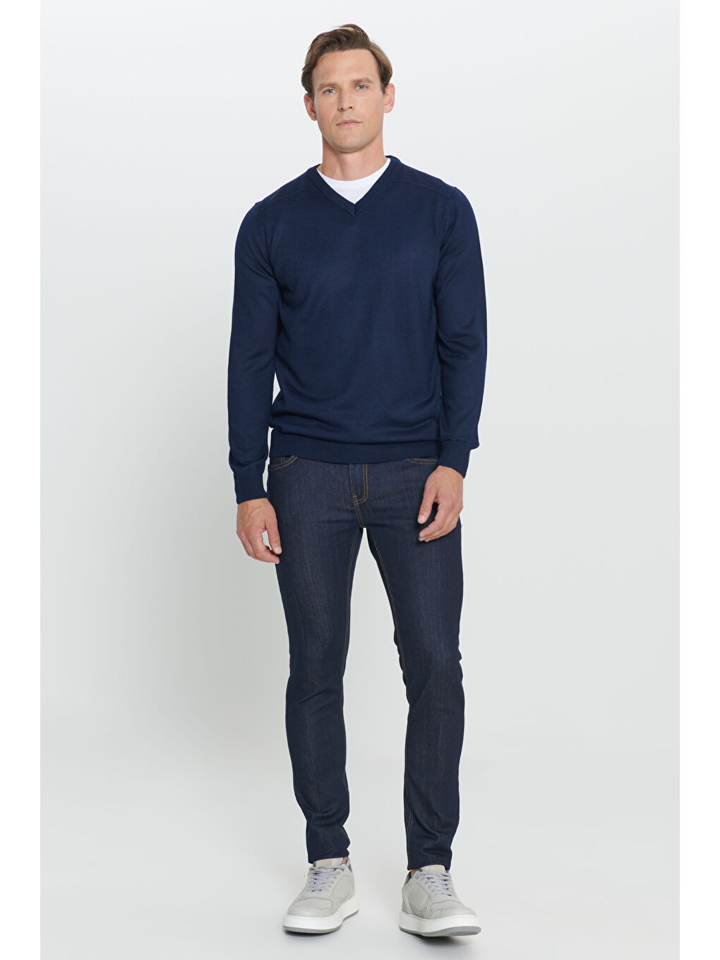 Erkek Lacivert Standart Fit Normal Kesim V Yaka Triko Kazak-1