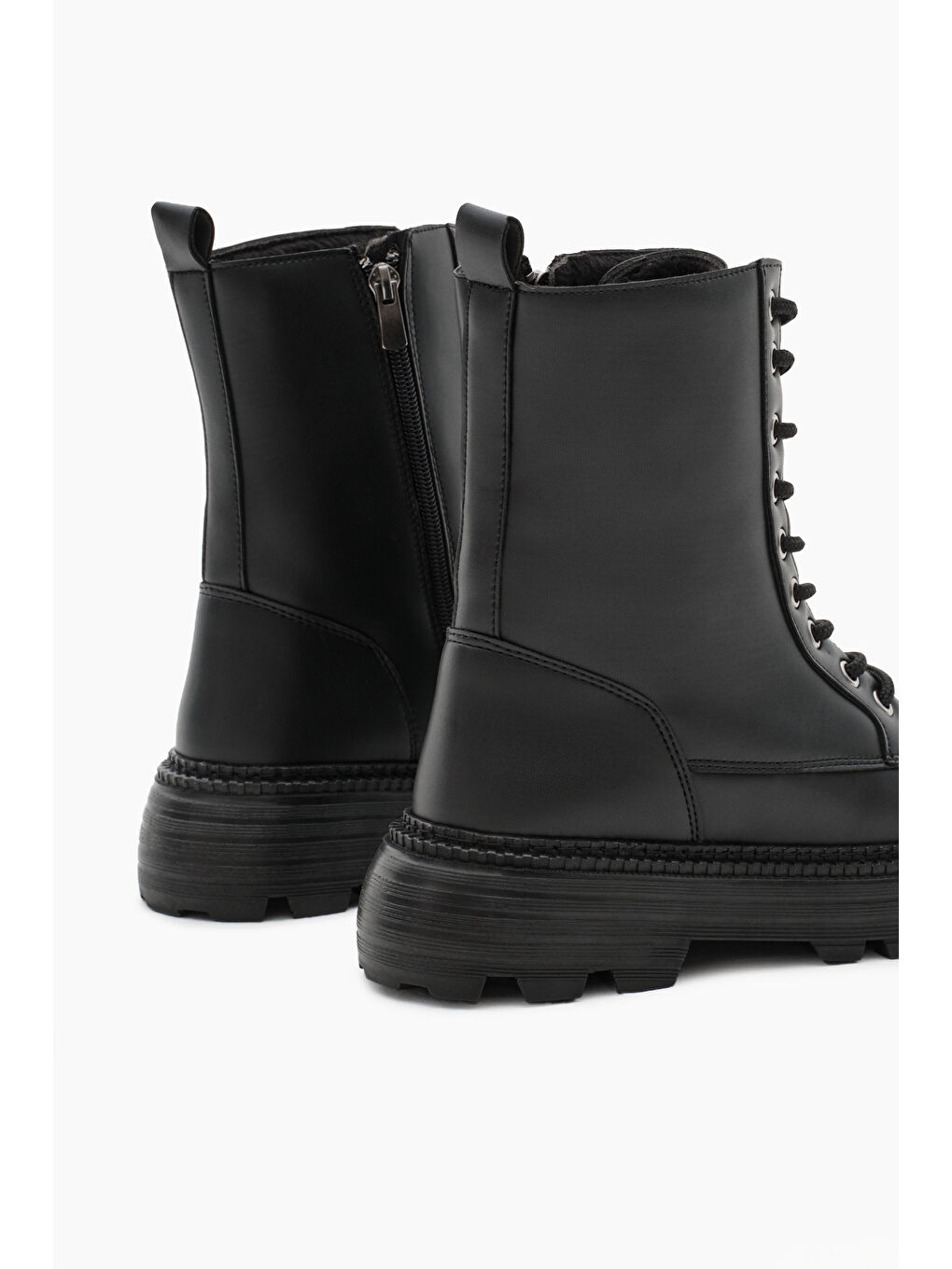 Kadın Siyah Poli Taban Rahat Kalıp Bağcıklı Bot-4