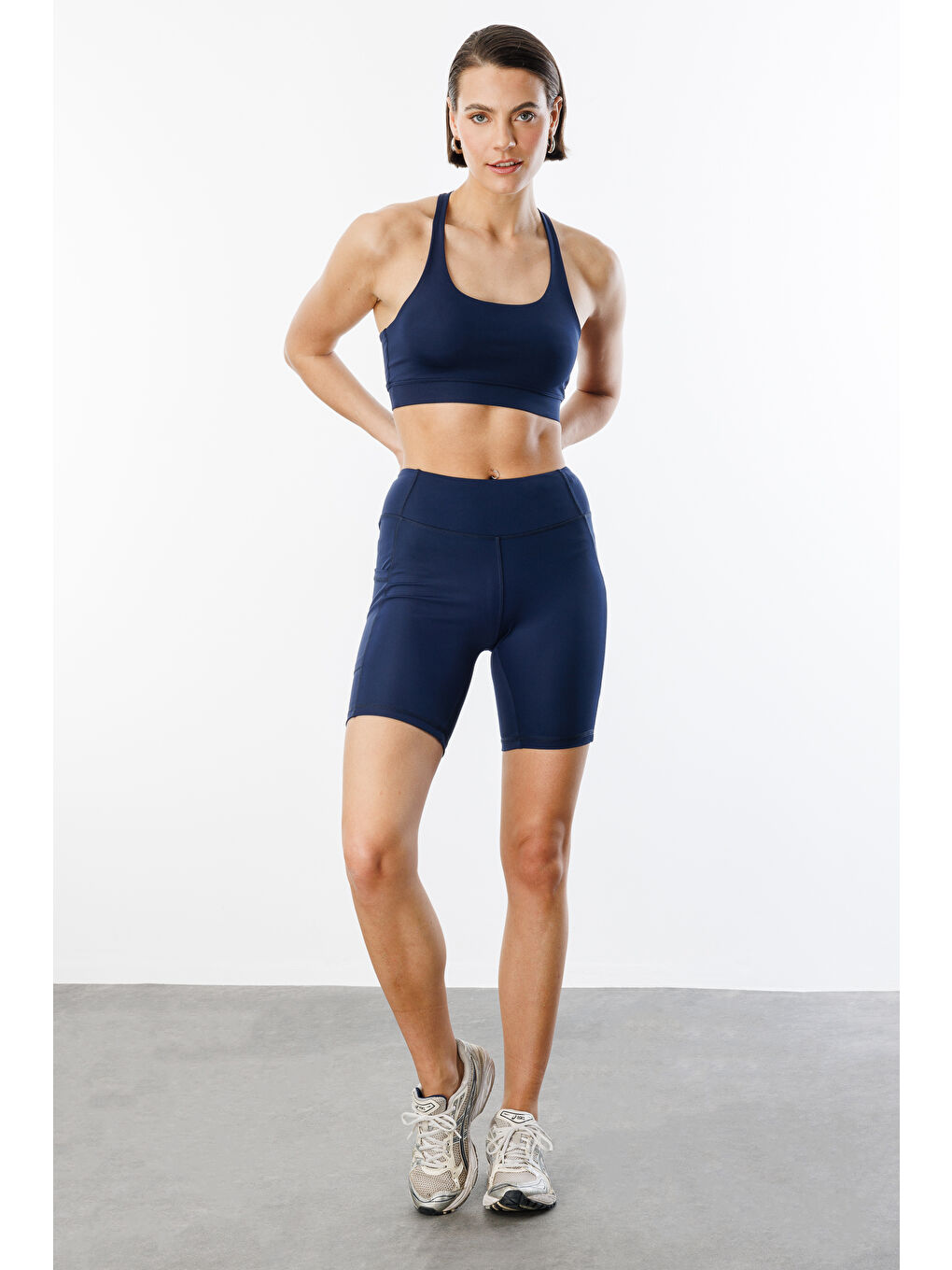 Lacivert Yüksek Bel Toparlayıcı Çift Cepli Biker Şort Kısa Spor Tayt KISA-TAYT-1