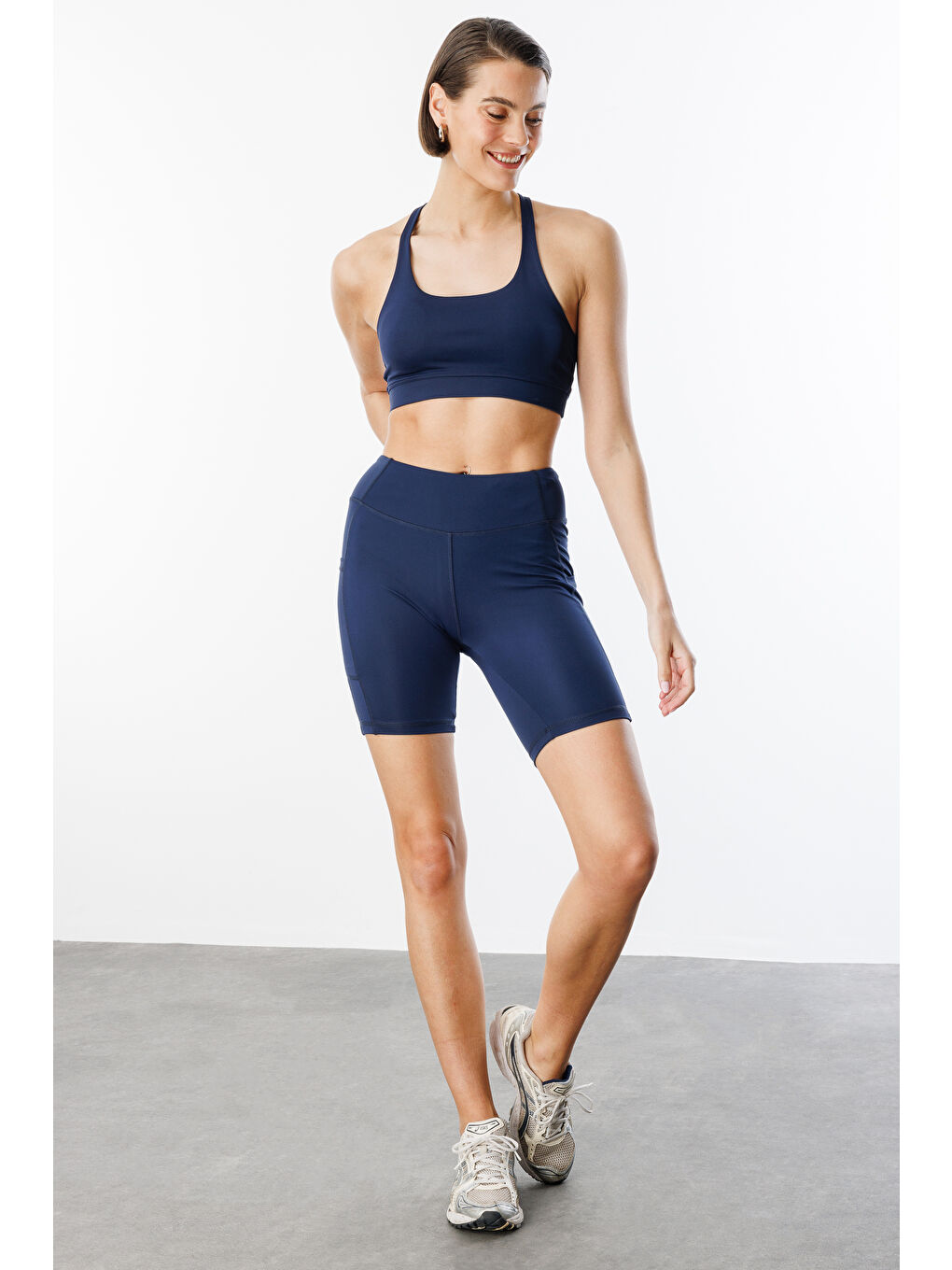 Lacivert Yüksek Bel Toparlayıcı Çift Cepli Biker Şort Kısa Spor Tayt KISA-TAYT-2