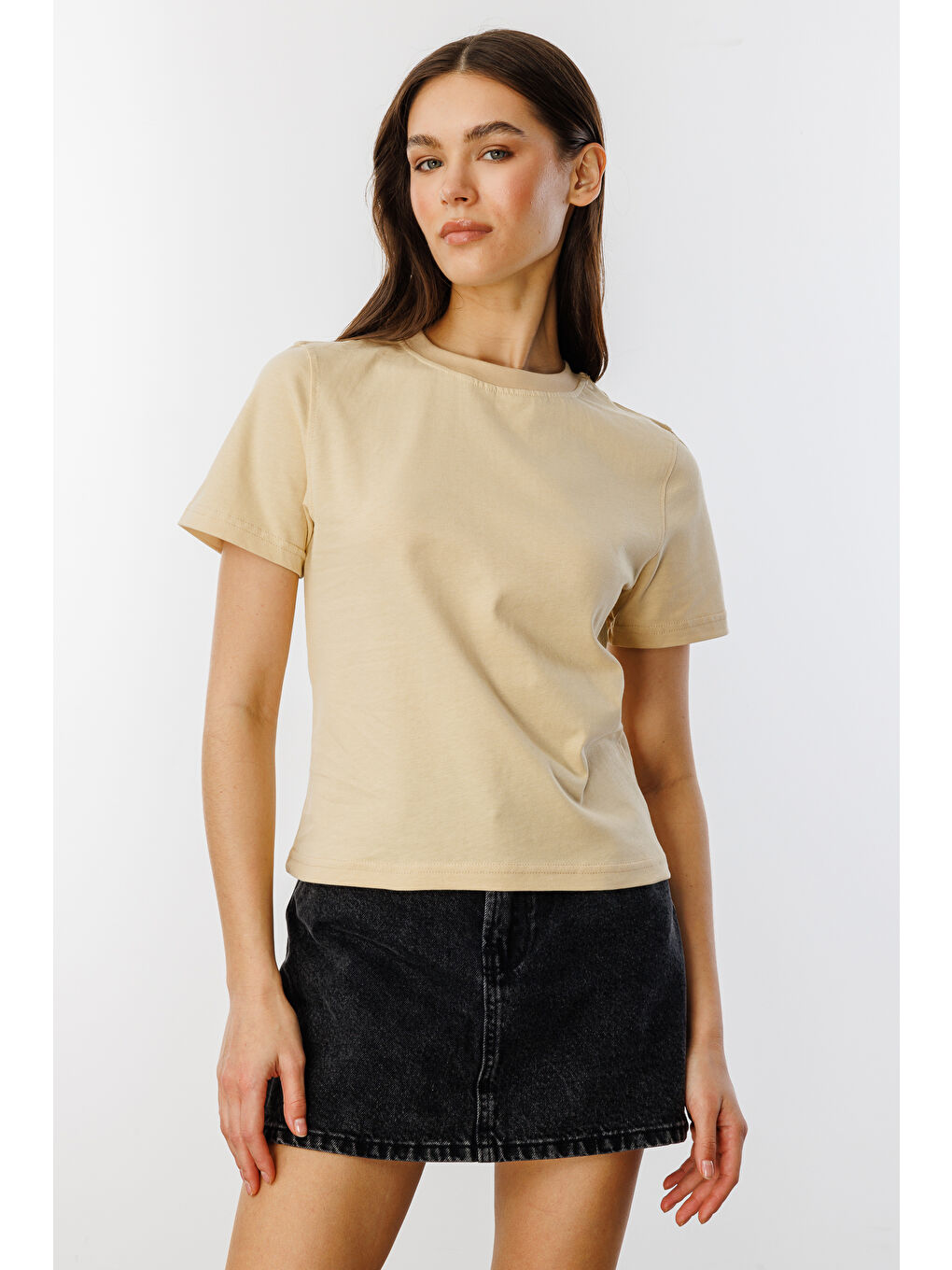 Bej Kadın T-shirt Kısa Kollu Organik Pamuklu Bisiklet Yaka Crop T-shirt KADIN-T-SHIRT-3