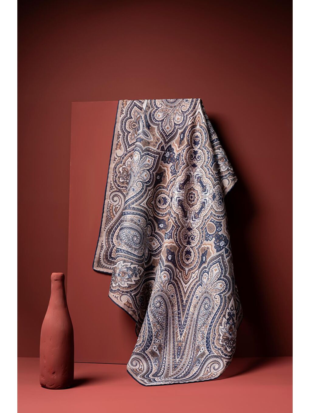 Bej Kadın Pamuksu Etnik Desenli Soft Eşarp