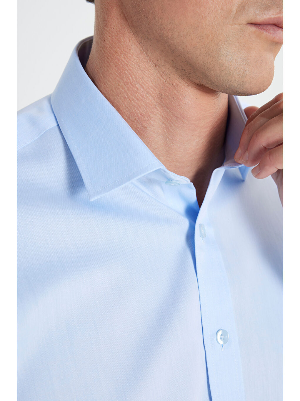 Erkek Açık Mavi Ütü Gerektirmeyen Comfort Fit Rahat Kesim Klasik Yaka %100 Pamuk Non-Iron Gömlek-3
