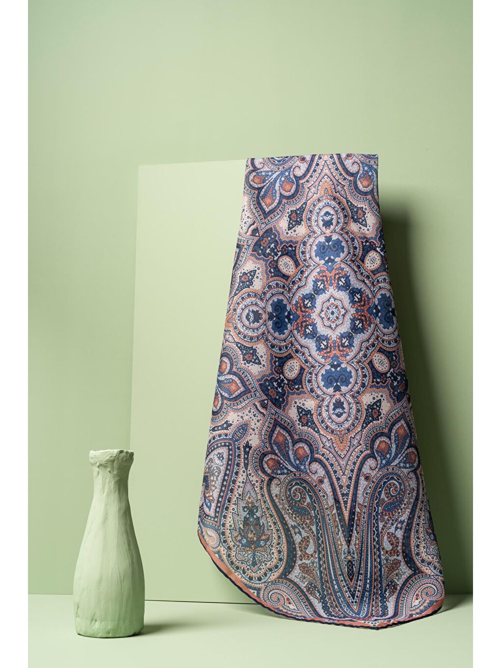 Lacivert Kadın Pamuksu Etnik Desenli Soft Eşarp