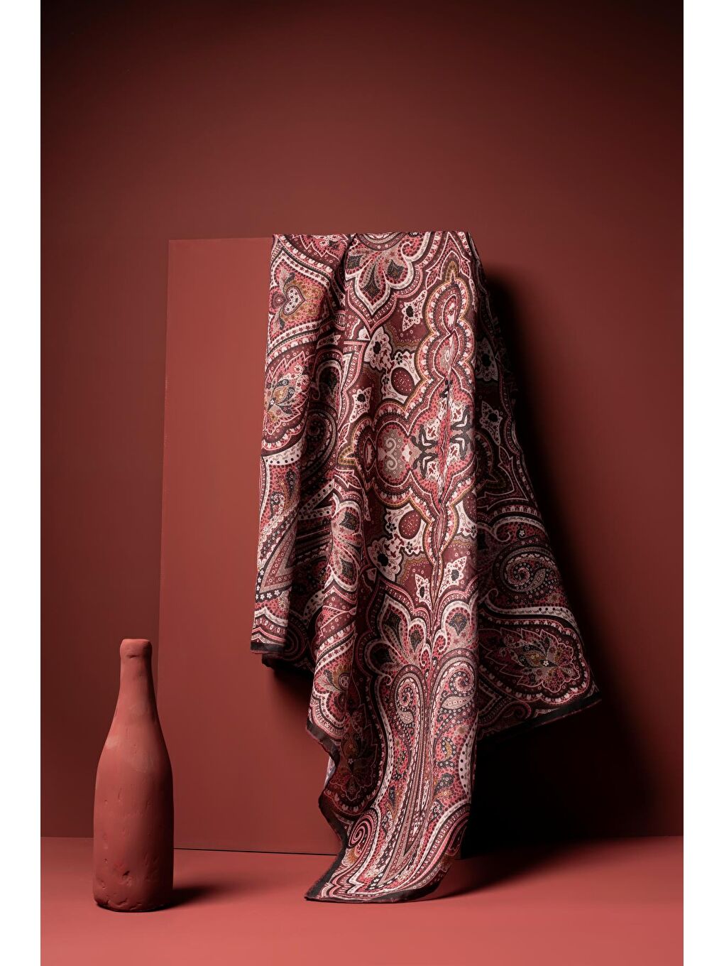 Bordo Kadın Pamuksu Etnik Desenli Soft Eşarp