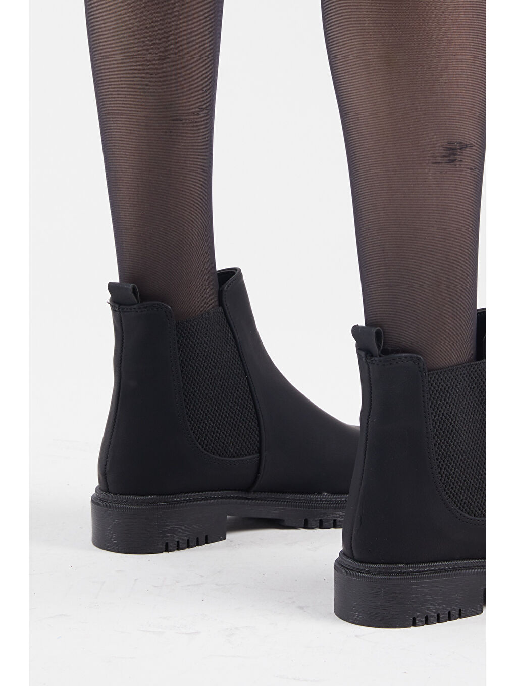 Kadın Siyah Cilt Rahat Kalıp Lastikli Bot-4